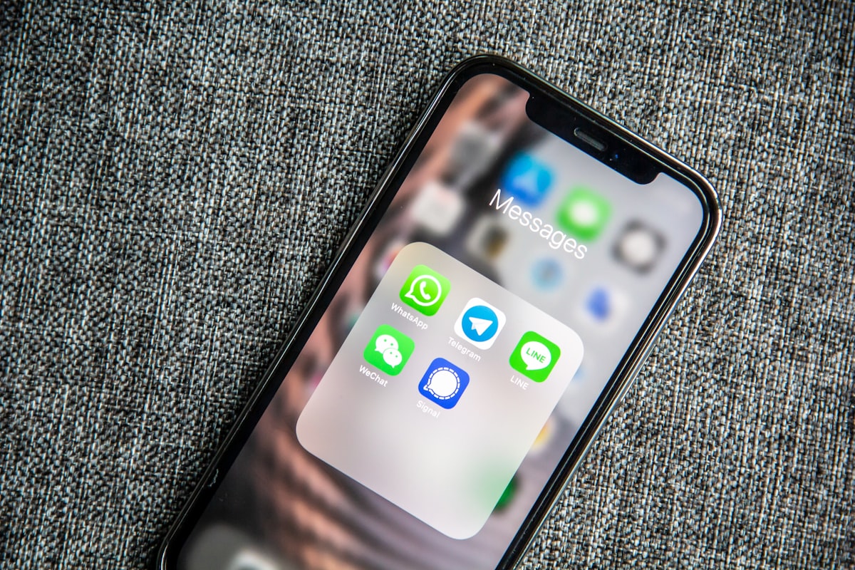 WhatsApp Business mesajlaşma